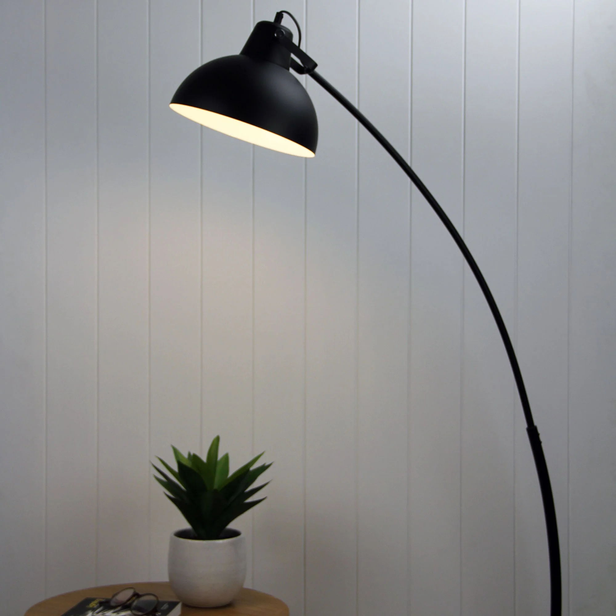 Lago 1 Light Floor Lamp Matt Black - OL93953BK - Image 2