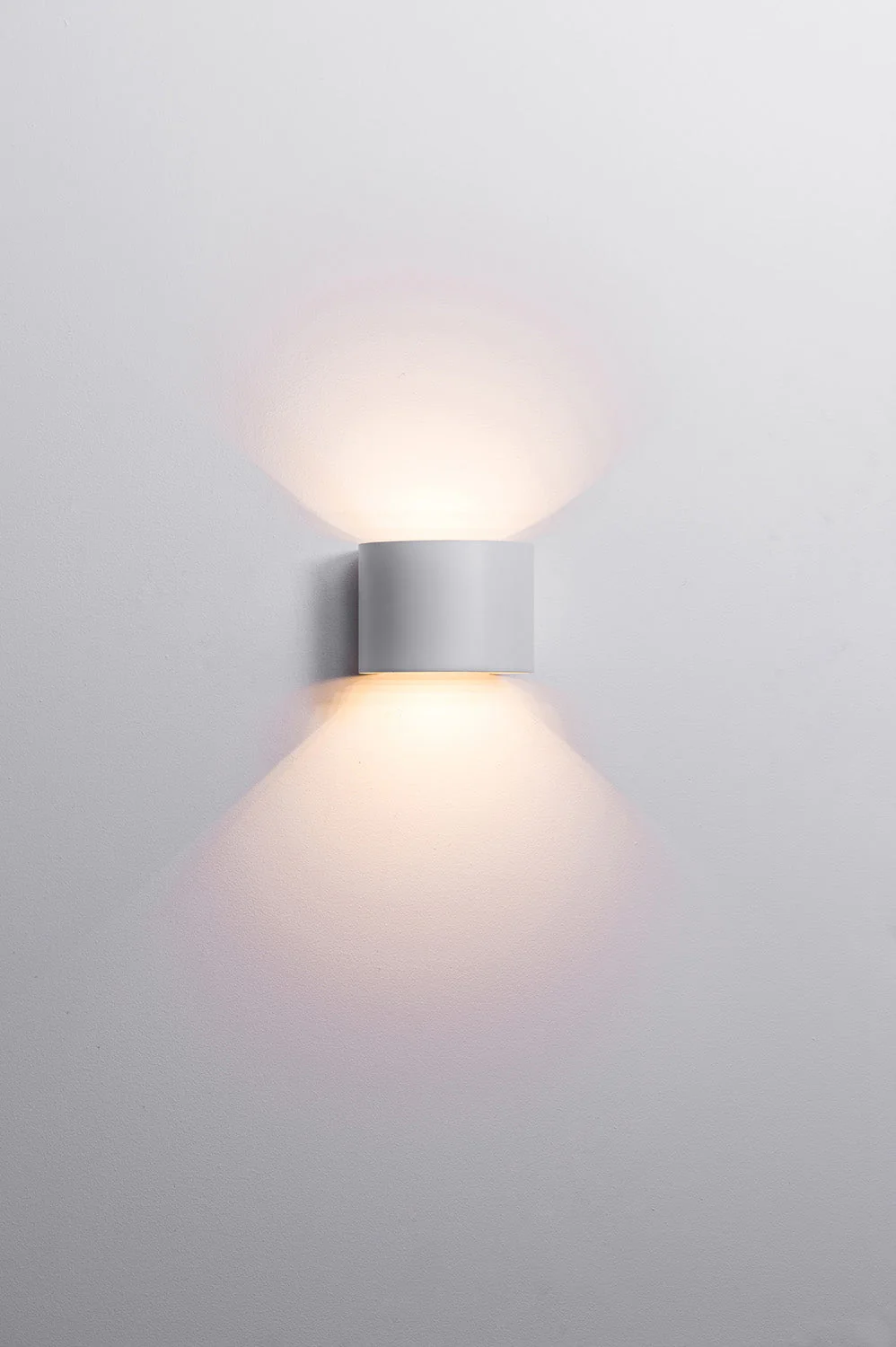 Rounded Outdoor LED Up/Down Wall Light Change Angle Of Light in Black or White Havit Lighting - HV3658T-XXX-RND - Image 14